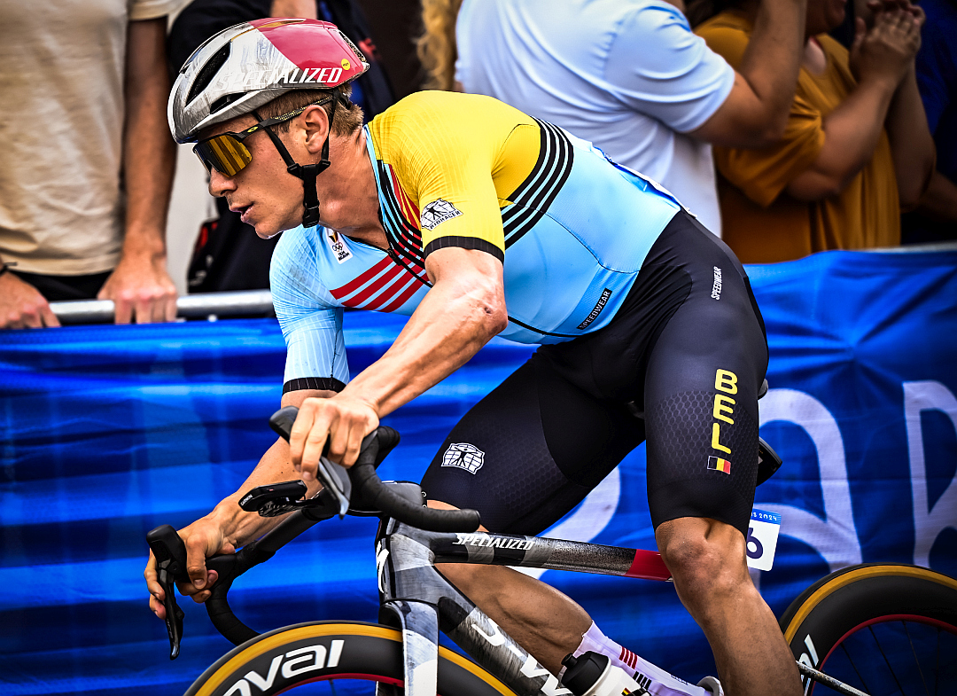 EPIC PARIS ROAD RACE AEROSUIT